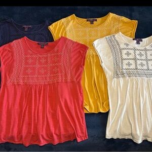 4 Gloria Vanderbilt Blouses - Red, Yellow, Cream, Navy